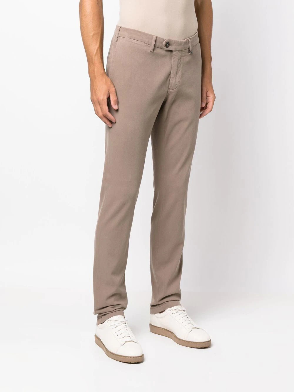 Pantalón chino slim