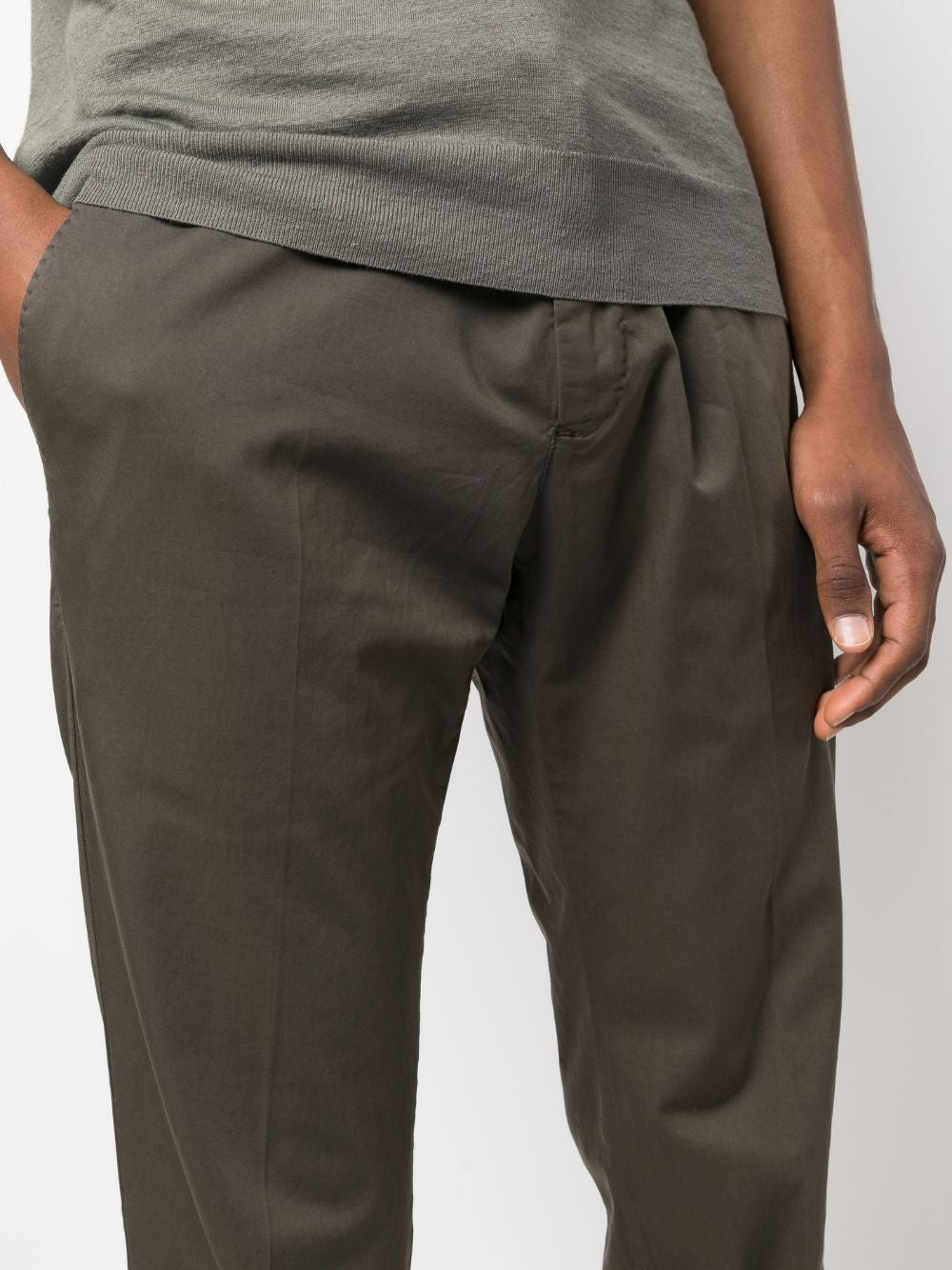 Pantalón chino