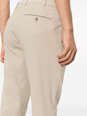 Pantalón chino slim