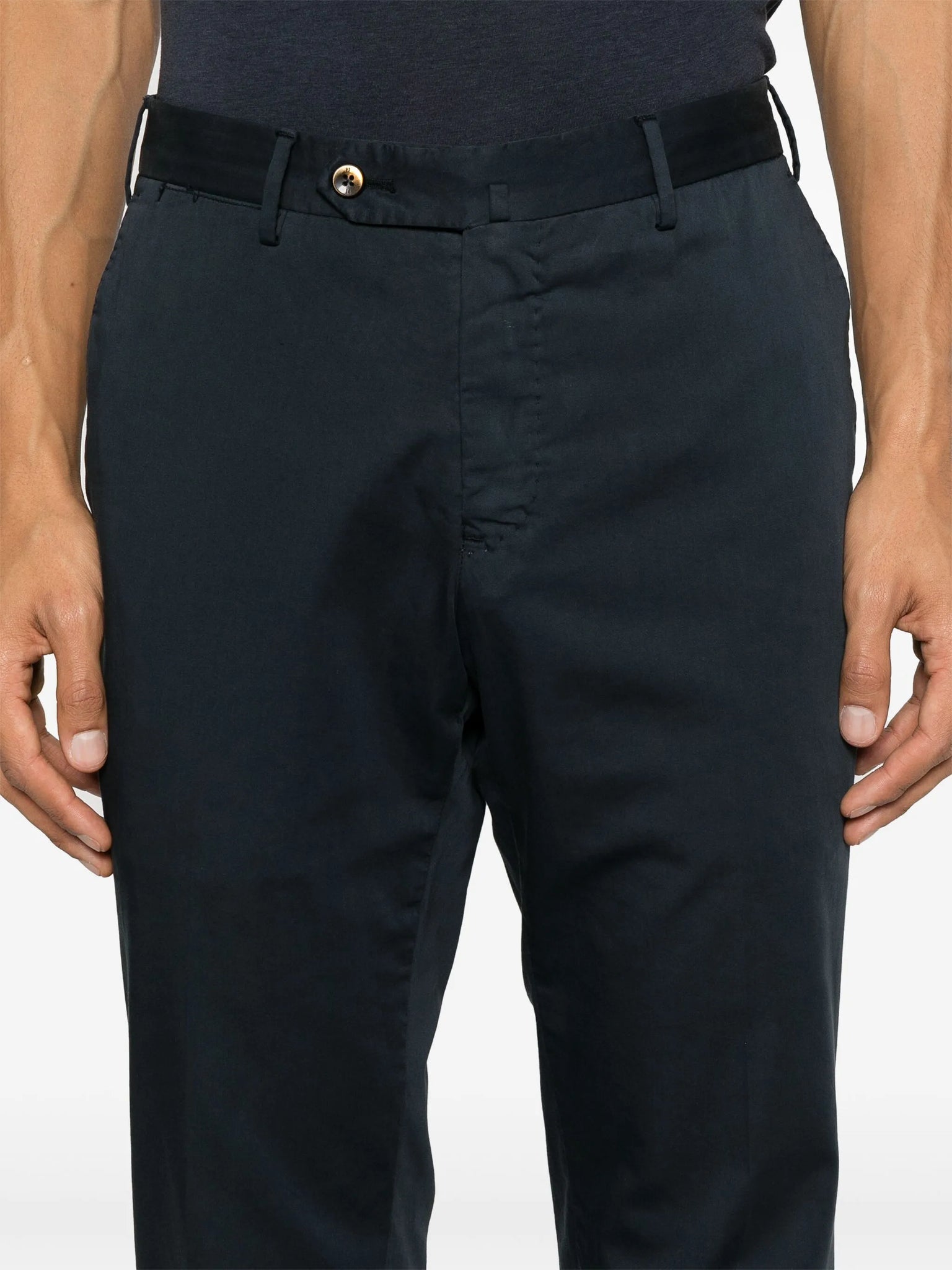 Pantalón chino slim