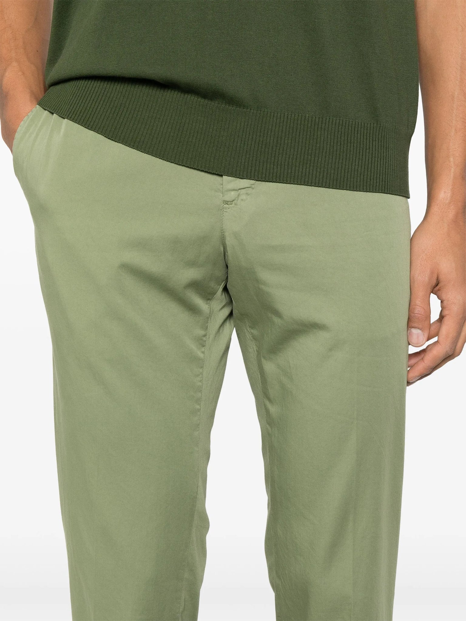 Pantalón chino slim